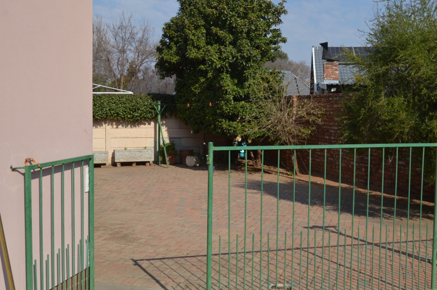 4 Bedroom Property for Sale in Flamwood North West